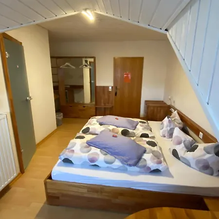 Monika Bed & Breakfast 3*