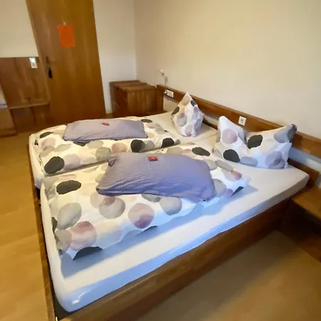 Monika Bed & Breakfast 3*