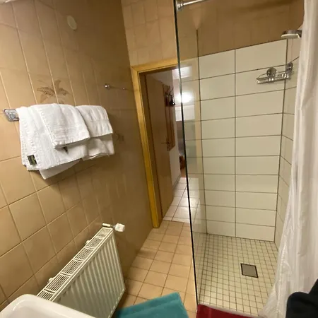 Monika Bed & Breakfast 3*